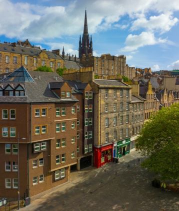 Astrologer in Manchester